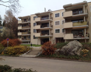 Bild 3 Mehrfamilienhäuser in der Schübelwies 1-5, 8700 Küsnacht